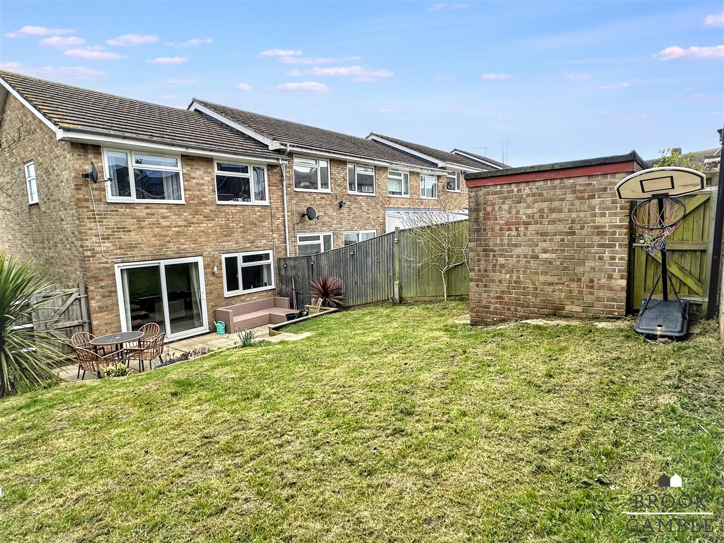 3 Bedroom House. Maywood Avenue in Eastbourne,  21